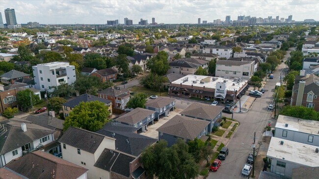 Foto del edificio - 1915 McDuffie St