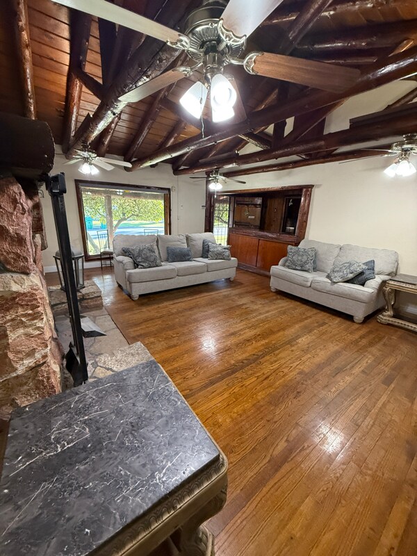 Foto del edificio - 5171 E Grant Ave
