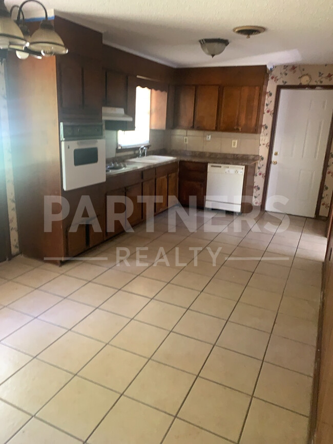 Foto del edificio - 4508 Rainbow Rd
