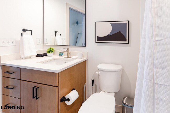 Foto del edificio - 5000 Euclid Ave