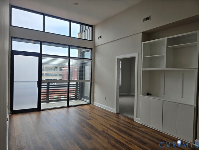 Foto del edificio - 1333 W Broad St