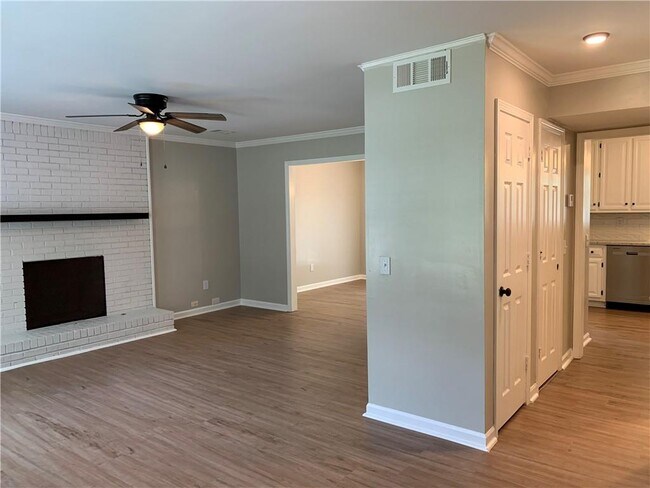 Foto del edificio - 5234 Wexford Ln