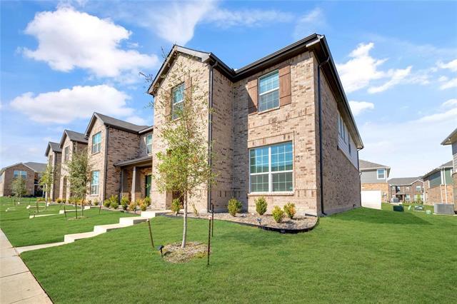 Building Photo - 2917 Bluets Dr