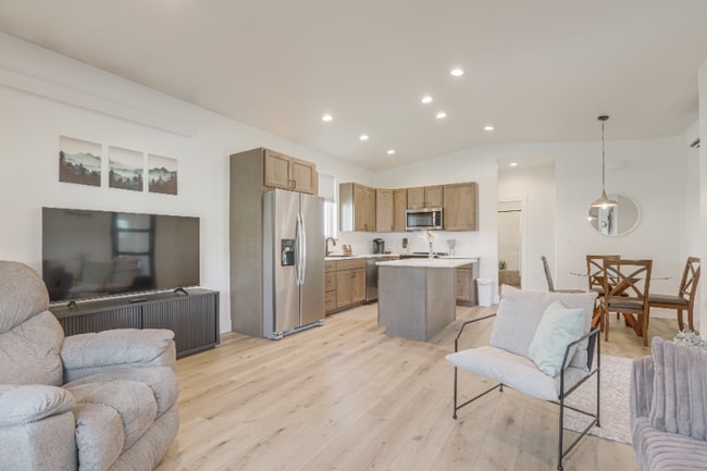 Foto del edificio - 1403 Windsor Dr