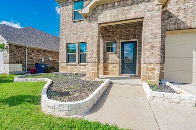 Foto del edificio - Stunning 3-bedroom, 2.5-bathroom home loca...