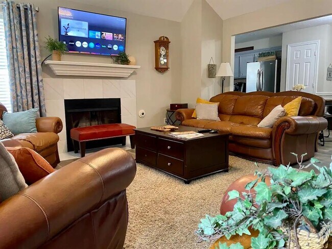 Building Photo - 11726 Milam Dr