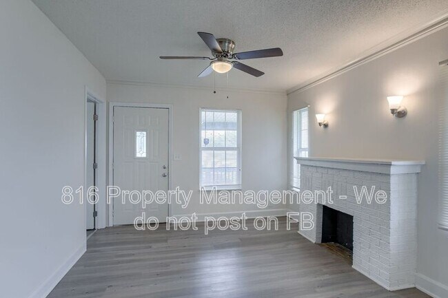 Foto del edificio - 6215 S Benton Ave