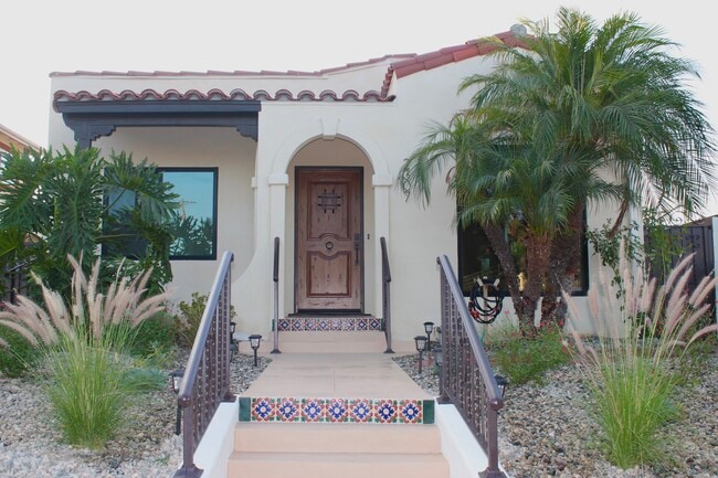 Building Photo - 2307 Fernleaf St