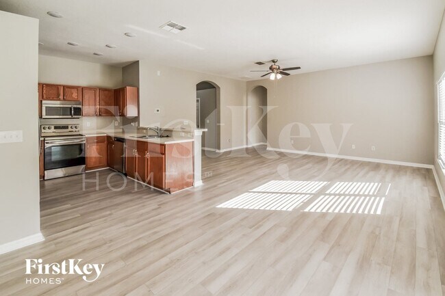 Foto del edificio - 722 Parsons Pointe St