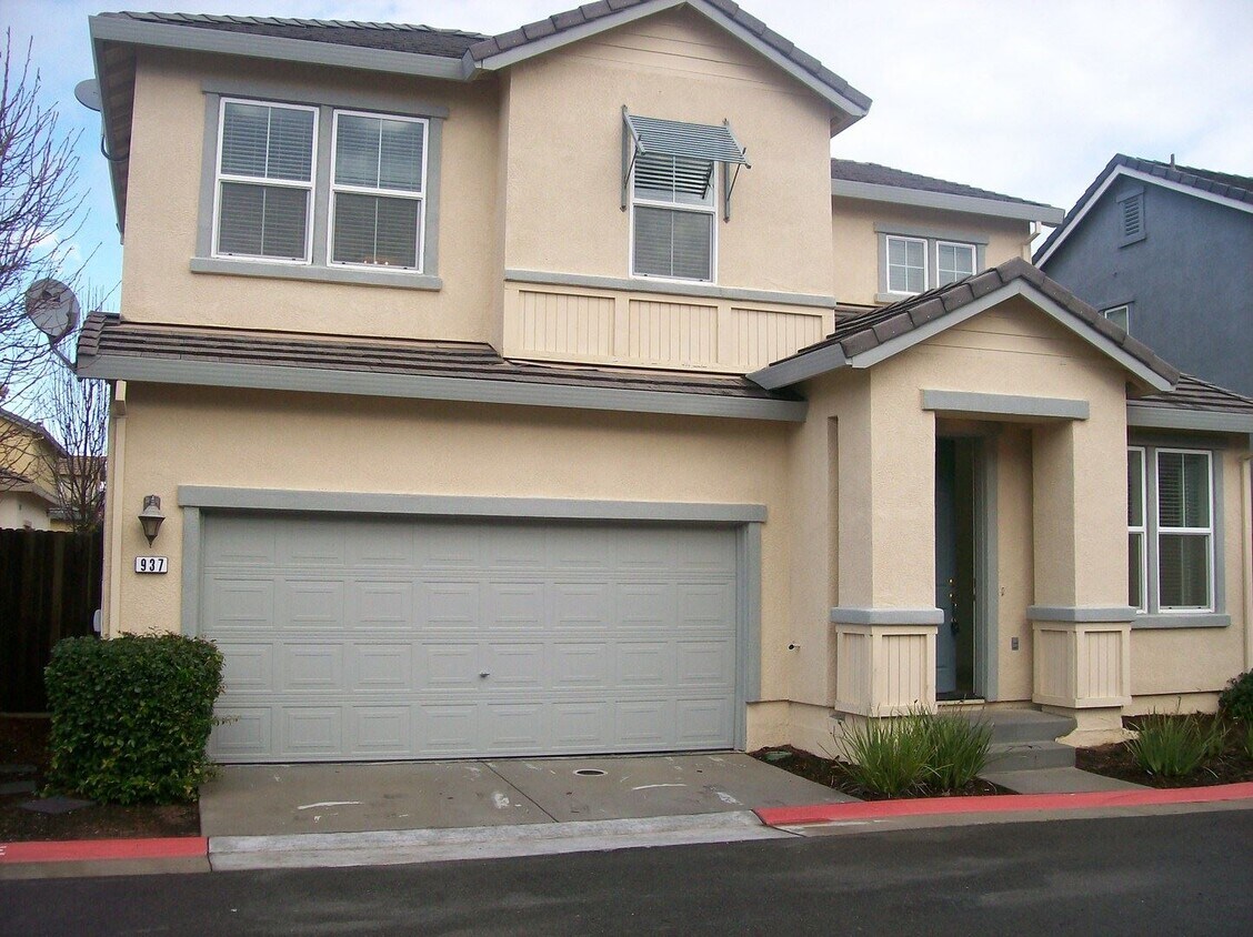 937 Courtyards Loop, Lincoln, CA 95648 House Rental in Lincoln, CA
