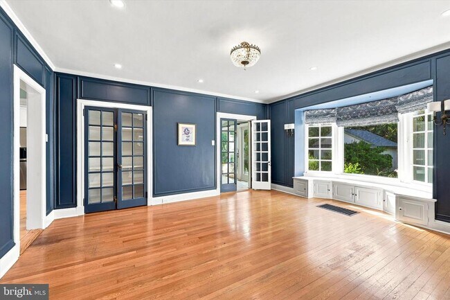Foto del edificio - 490 Bancroft Rd