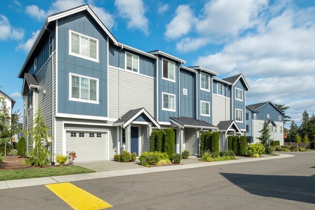 Building Photo - Modern 3-Bed Townhome in Desirable Pond Community | Bothell - $3,200!!!