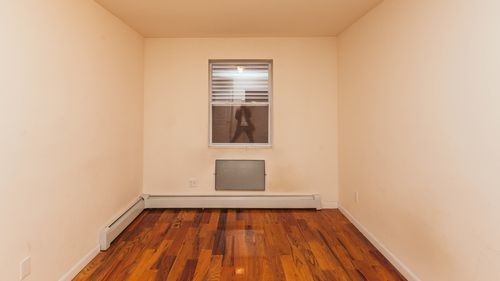 Foto del edificio - 1127 Greene Ave
