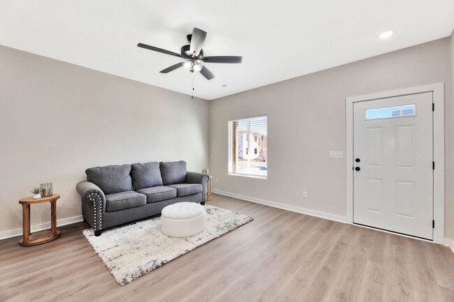 Building Photo - 5434 N Gray Dr