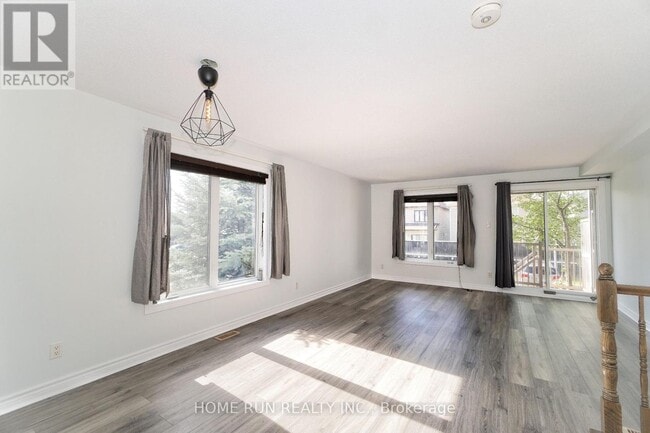 Building Photo - 613 Chapman Mills Dr