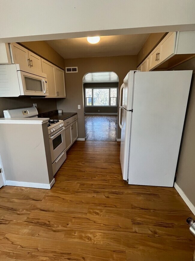 Foto del edificio - 217 W Cass St