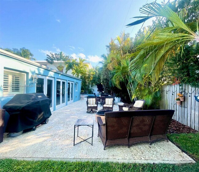 Foto del edificio - 710 Woodcrest Rd