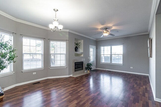Foto del edificio - 3317 Stratford Ct
