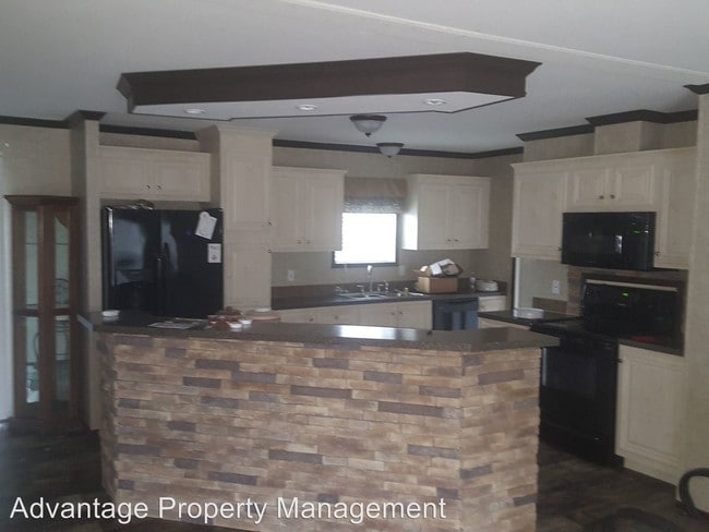 Building Photo - 3 br, 2 bath House - 121 Lawrence Landing Rd.