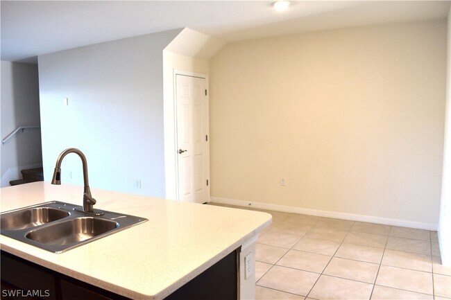 Foto del edificio - 15062 Wildflower Cir