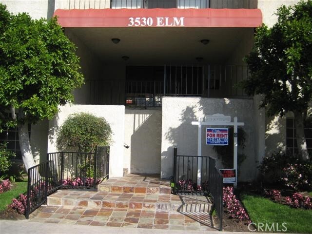 Foto principal - 3530 Elm Ave