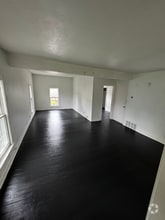 Building Photo - 13 Walker Pl