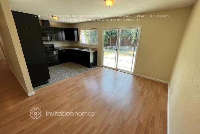 Building Photo - 165 N Catamaran Cir