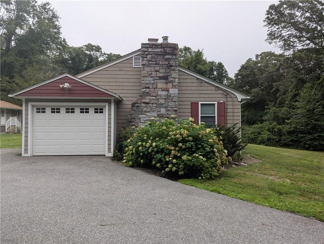 Building Photo - 1470 Chopmist Hill Rd