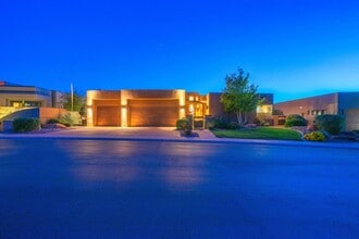 Building Photo - 3052 Snow Canyon Pkwy