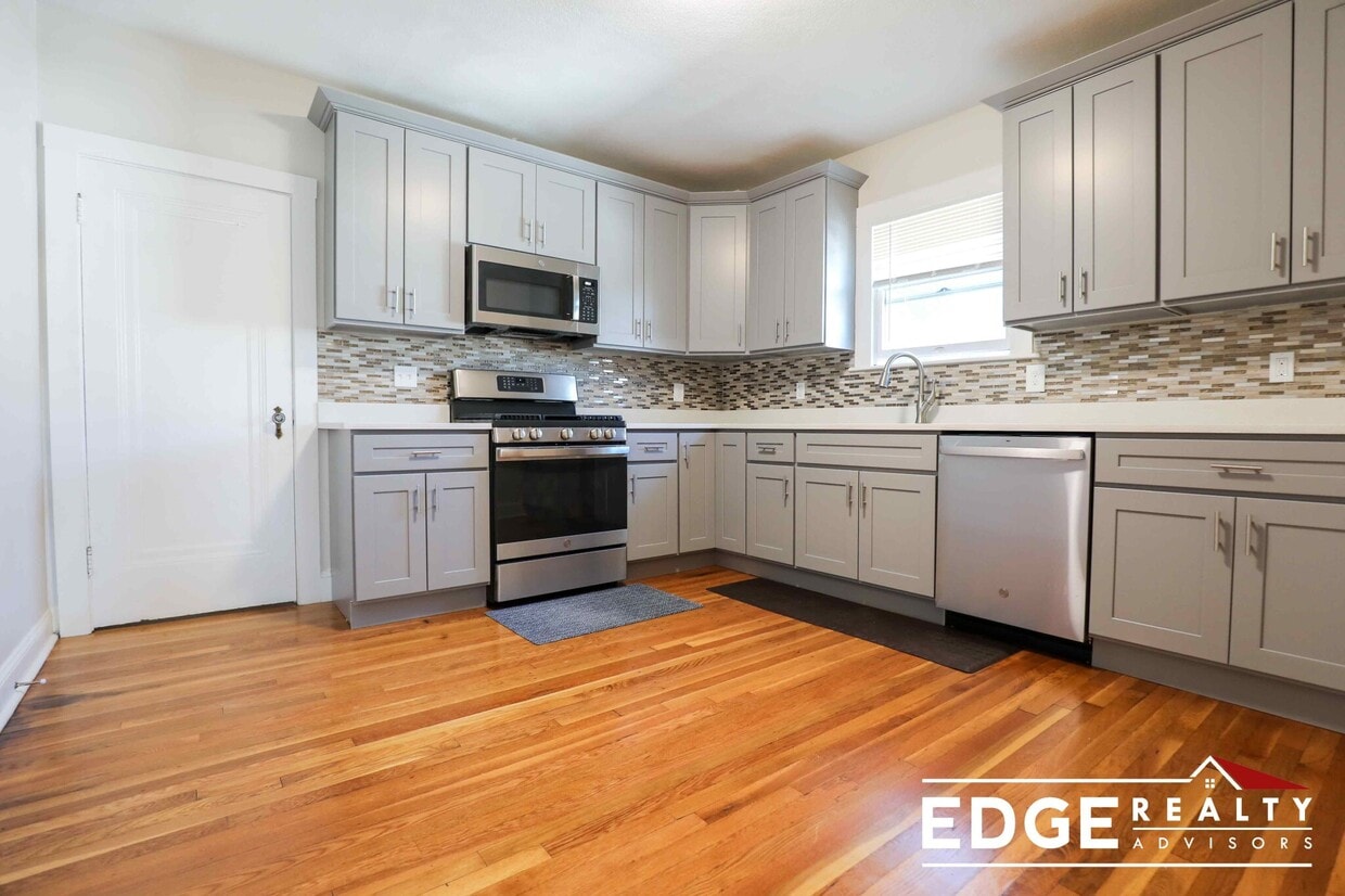 Photo - 67 North Crescent Cir.