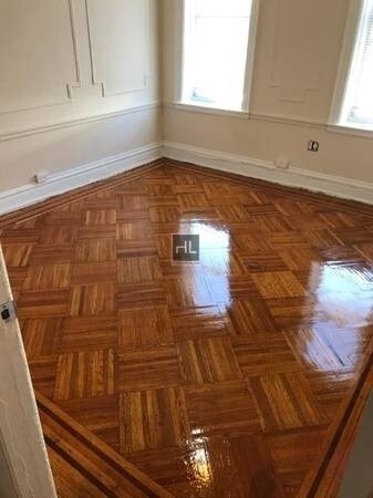 Foto del edificio - LARGE 1 BEDROOM AVENUE N/ PRIME FLATLANDS
