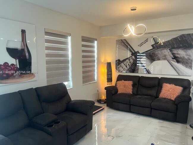 Foto del edificio - 11501 NW 89th St