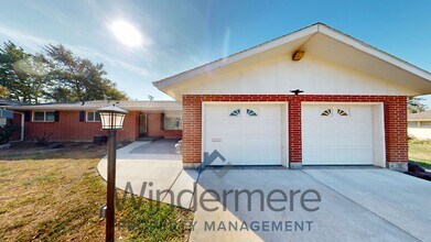 Building Photo - 2348 Frazier Dr