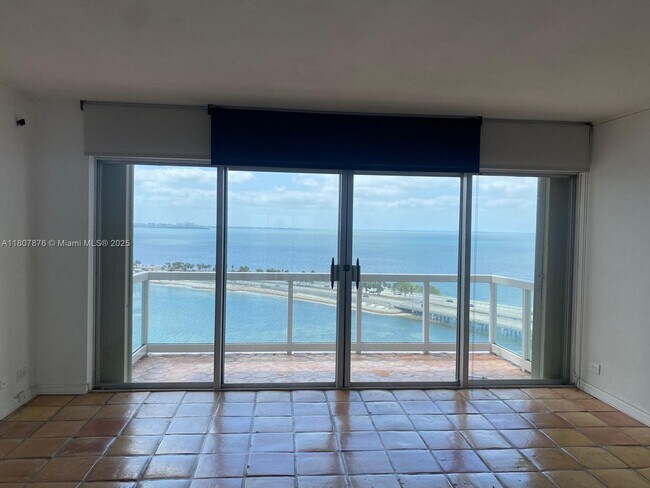 Building Photo - 2451 Brickell Ave