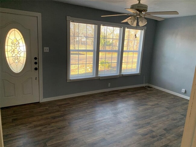 Building Photo - 1103 Williams Ave