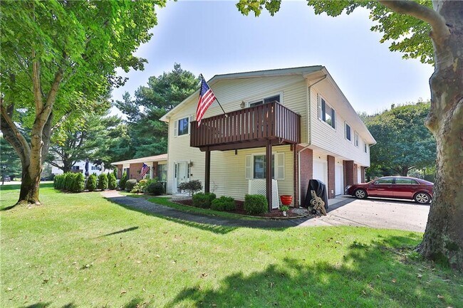 Building Photo - 344 Chatham Cir