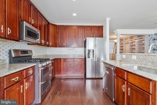 Building Photo - 703 Skippers Ln