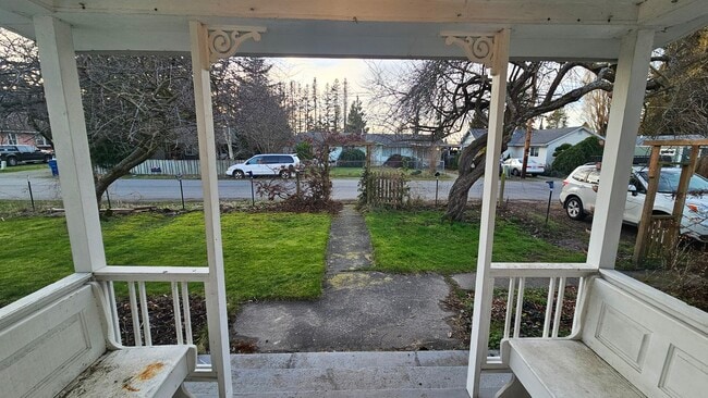 Building Photo - 1105 Curtis St