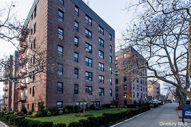 Foto principal - 707 Beach 9th St