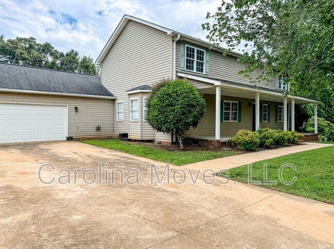Building Photo - 205 Winterthur Dr
