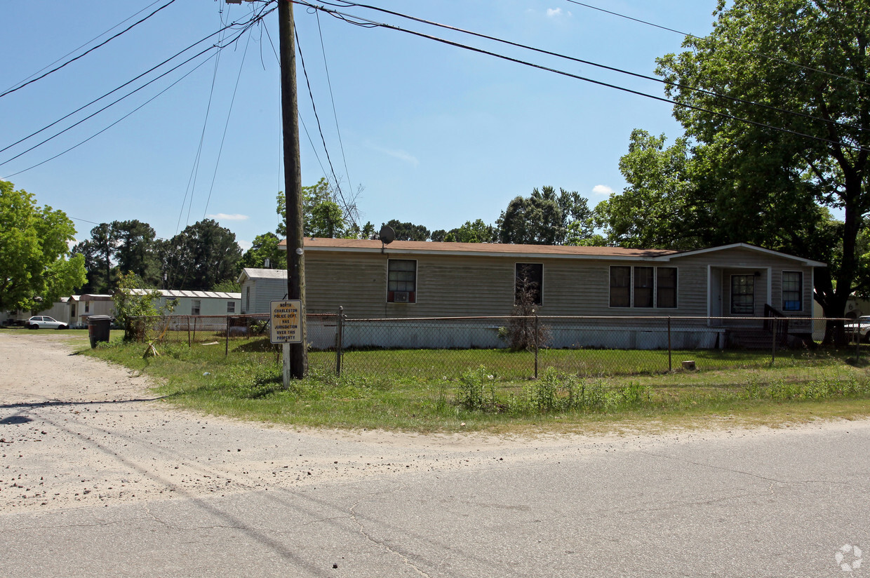 Foto principal - Summer Wood Mobile Home Park