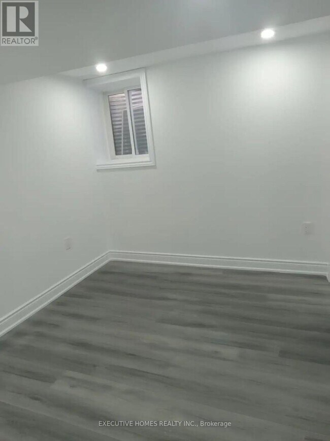Building Photo - 146 Sandyshores Dr
