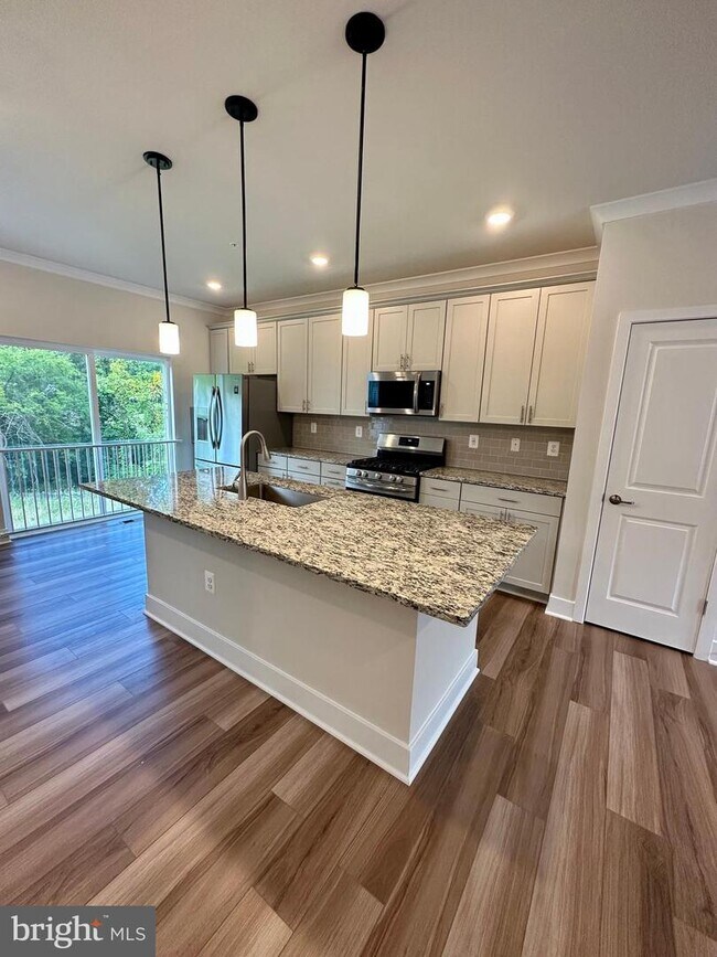Foto del edificio - 2318 Woodlands Rd