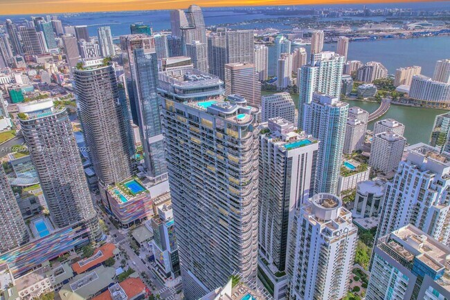 Foto del edificio - 1000 Brickell Plaza