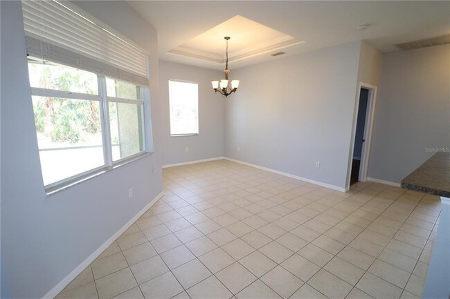 Building Photo - 2528 Alling Terrace