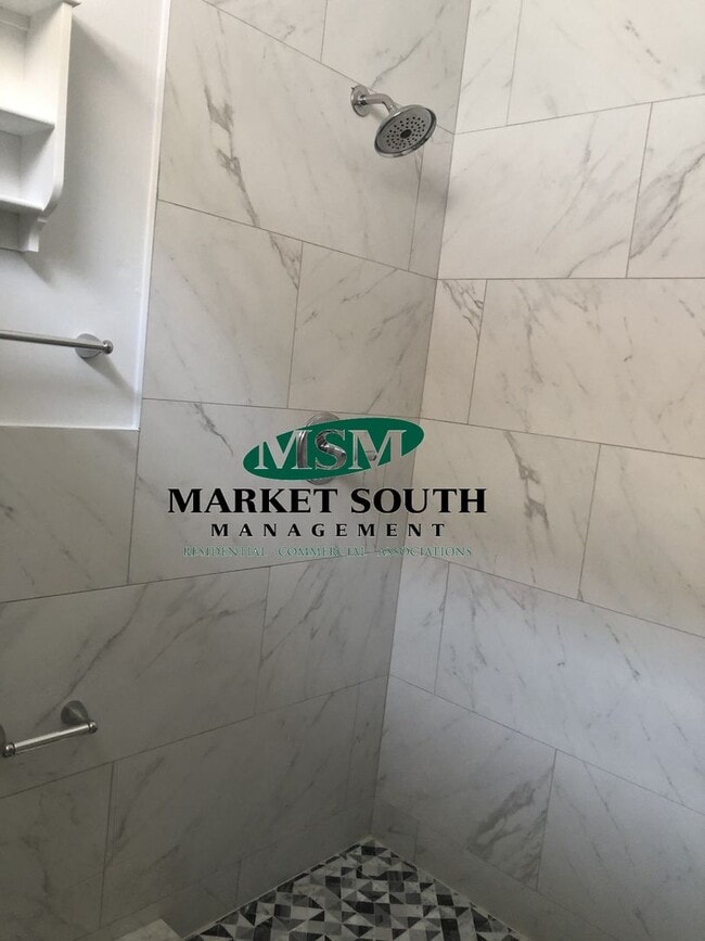 Building Photo - *REDUCED!!* Beautifully Renovated Victorian Home