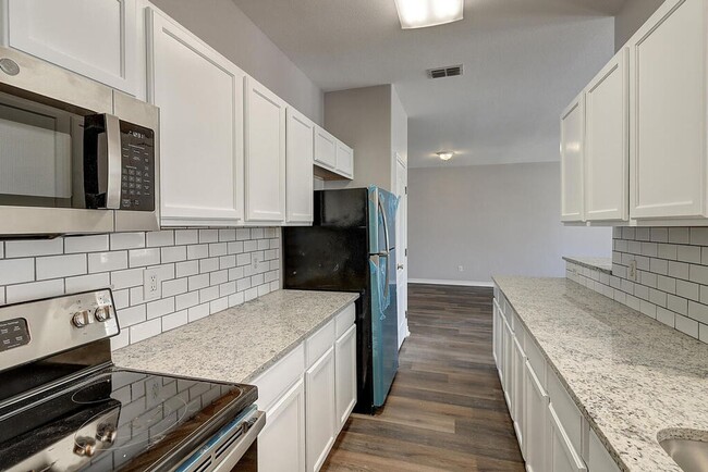 Building Photo - 13986 Fortuna Bay Dr