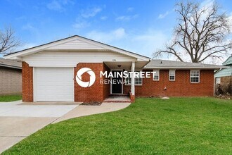 Building Photo - 800 Plaza Dr