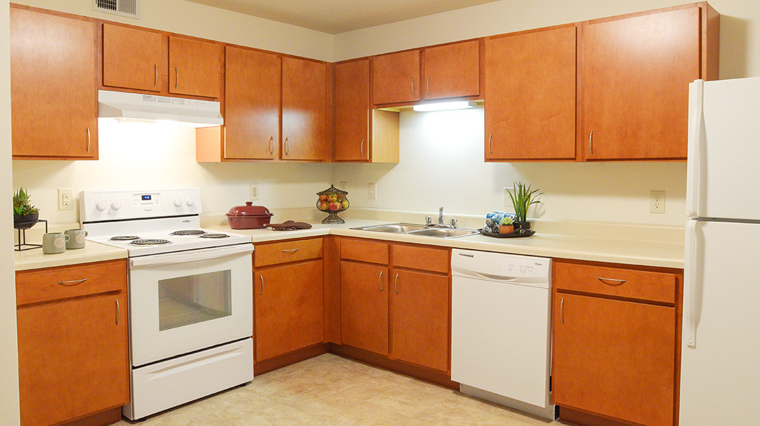 Kitchen - Golden Oak Village