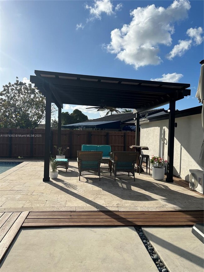 Foto del edificio - 394 NW 133rd Ct